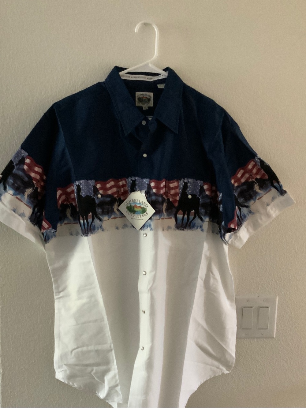 Cumberland outfitter Short Sleeve Colorblock Western Shirt - Navy & White